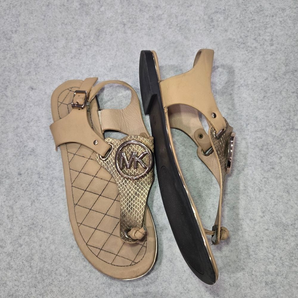 🐢 Michael Kors Tan and Gold Leather Sandals Size 7